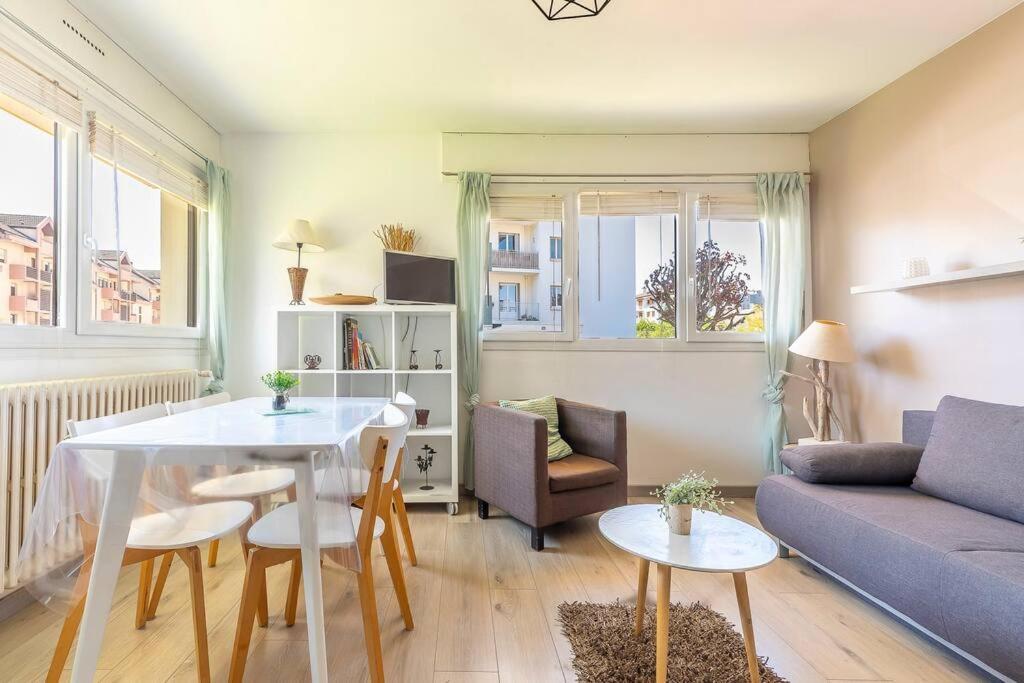 Appart Cosy Annecy Parking Et Velos Gratuit Exterior foto